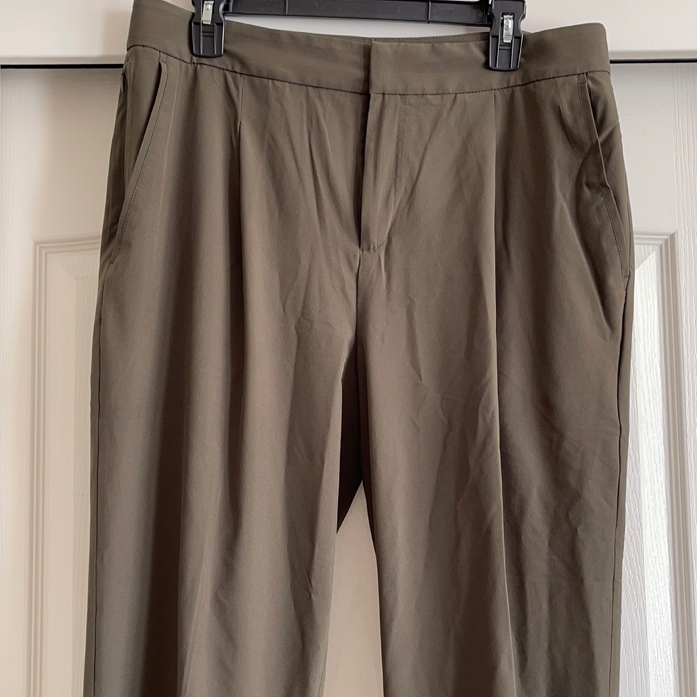 Banana Republic olive green ankle dress pants